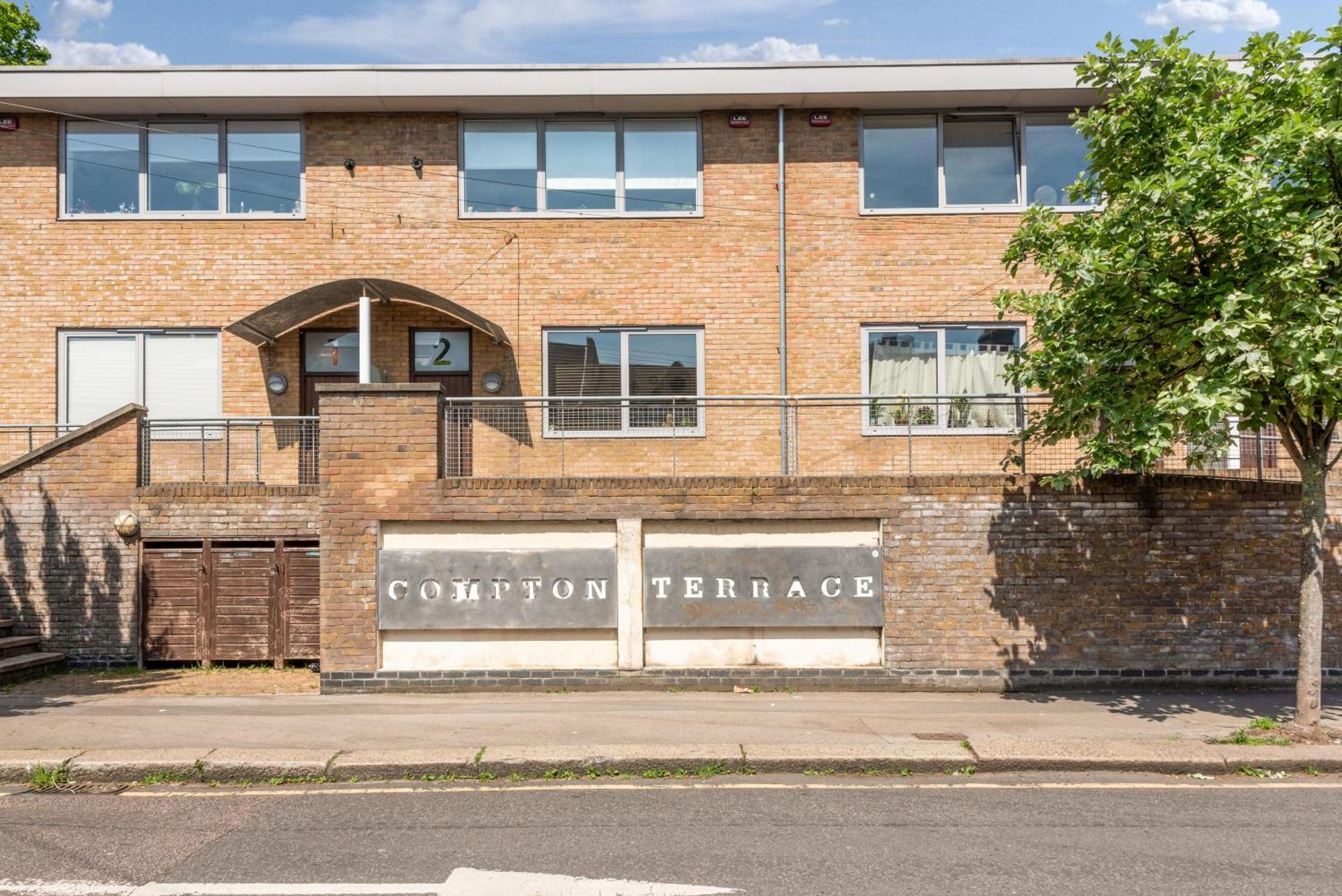 Manor House Studios By Morethanstays London Exterior foto